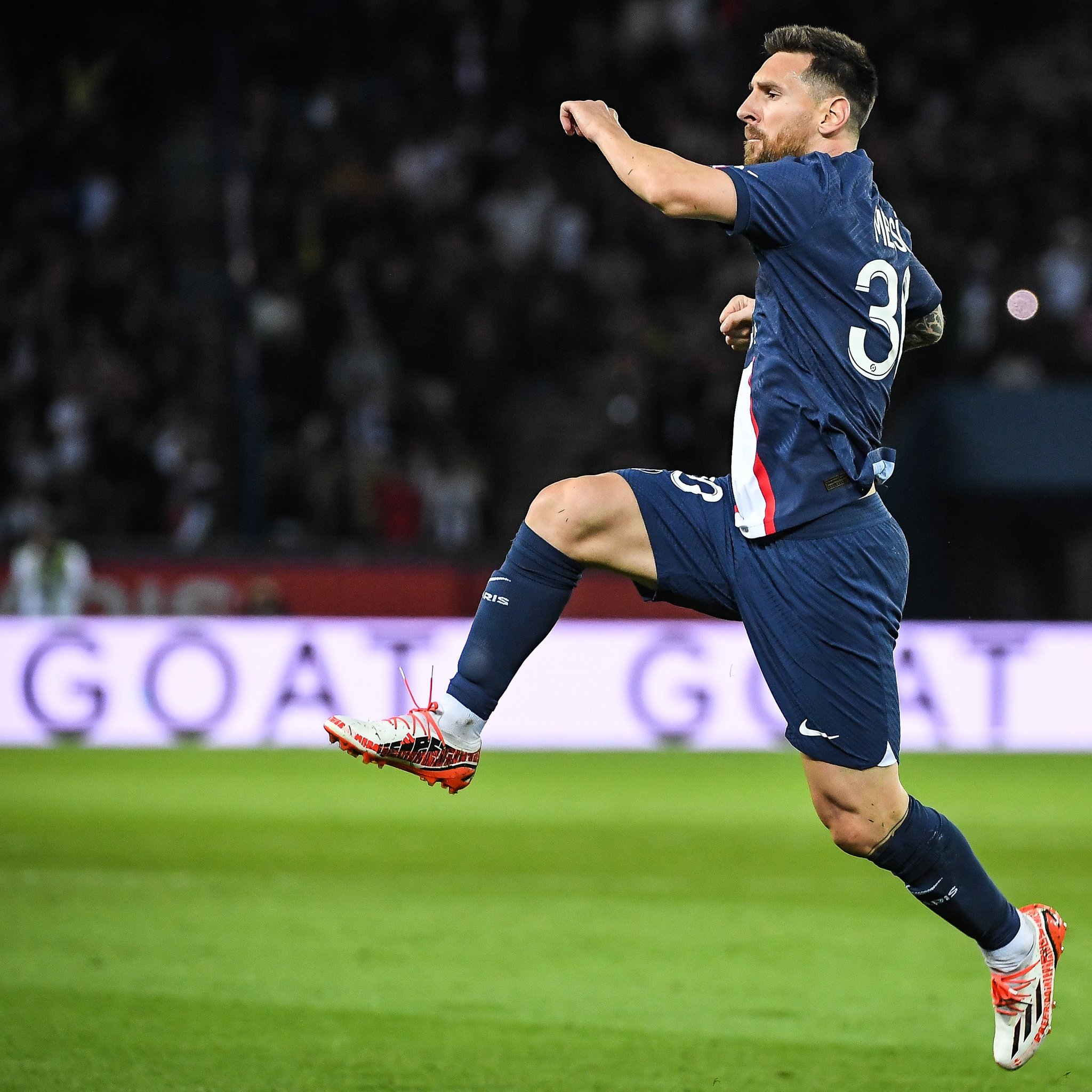 人造石板材自动浇注生产